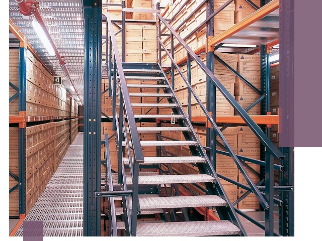 Лестницы складские прочные и безопасные под ключ в Балтийске