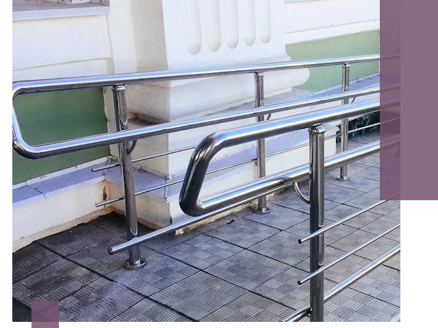 Ограждения пандусов из металла и нержавейки в Балтийске