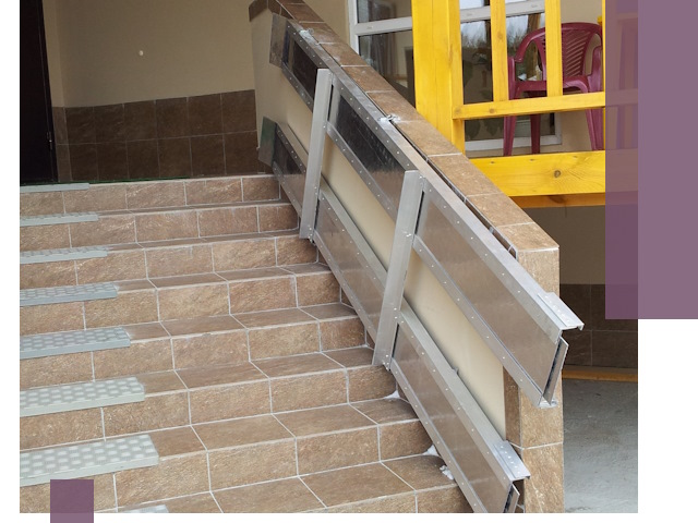 Откидные пандусы под ключ в Балтийске — монтаж и демонтаж