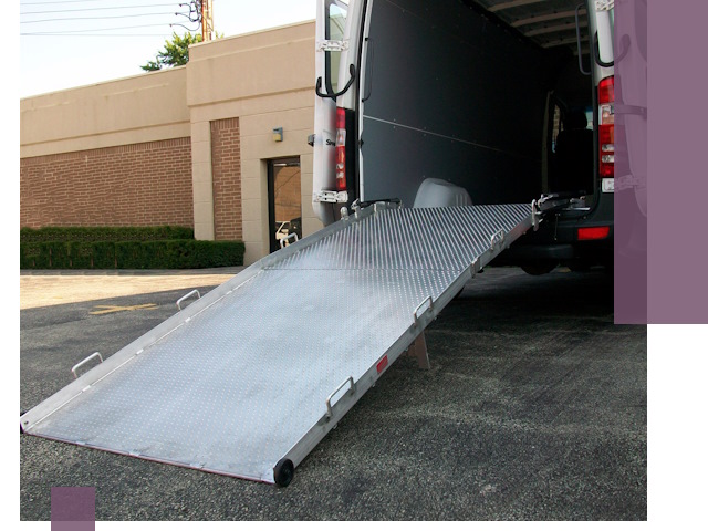 Мобильные пандусы в Балтийске — производство, монтаж и аренда