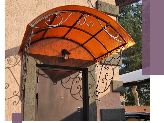 Демонтаж козырьков в Балтийске быстро и безопасно