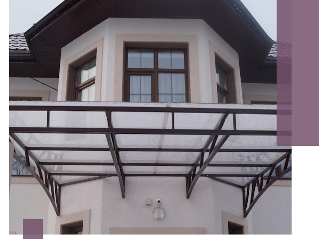 Козырьки из поликарбоната под ключ в Балтийске